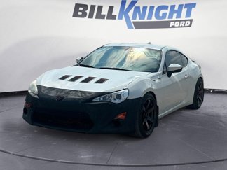 Used 2015 Scion FR-S image 1