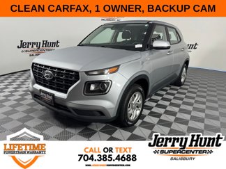 Used 2021 Hyundai Venue SE image 1
