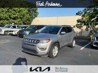 Used 2017 Jeep Compass Latitude w/ Popular Equipment Group image 1