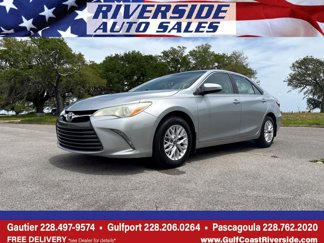 Used 2016 Toyota Camry XLE image 1