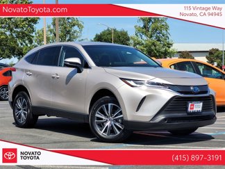 Used 2023 Toyota Venza LE image 1