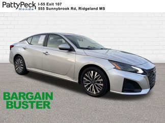 Used 2023 Nissan Altima 2.5 SV image 1