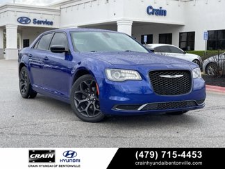 Used 2019 Chrysler 300 Touring w/ Sport Appearance Package image 1