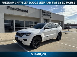 Used 2020 Jeep Grand Cherokee Altitude image 1