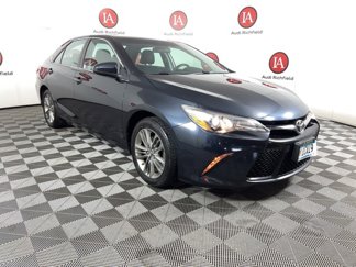 Used 2015 Toyota Camry SE image 1