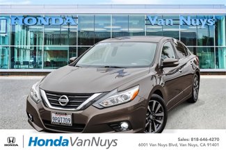 Used 2016 Nissan Altima 2.5 SV w/ Convenience Package image 1