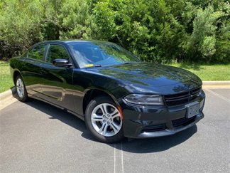 Used 2019 Dodge Charger SXT image 1