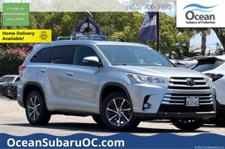 Used 2018 Toyota Highlander XLE w/ Preferred Accessory Package image 1