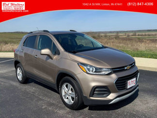 Used 2018 Chevrolet Trax LT w/ LT Convenience Package image 1