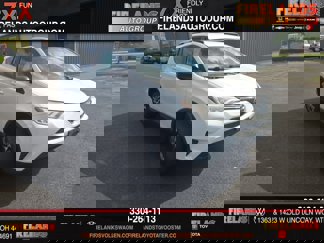Used 2016 Toyota RAV4 LE image 1