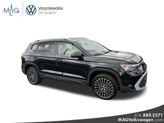 New 2025 Volkswagen Taos SE image 1