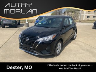 New 2025 Nissan Kicks Play S image 1