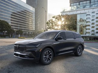 New 2025 Lincoln Nautilus Premier image 1