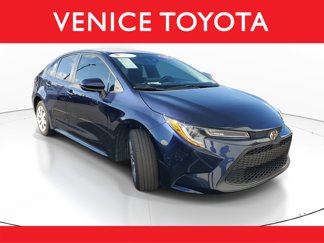 Certified 2022 Toyota Corolla LE image 1