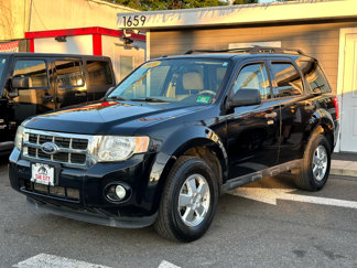 Used 2010 Ford Escape XLT image 1