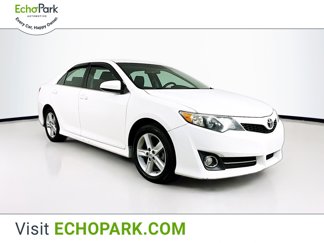 Used 2014 Toyota Camry SE image 1