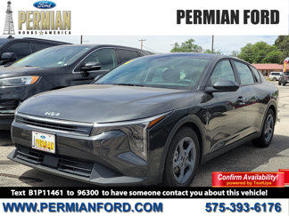 Used 2025 Kia K4 LXS image 1