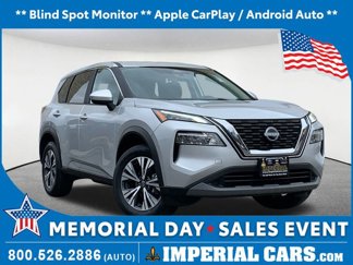 Used 2023 Nissan Rogue SV image 1
