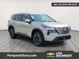 Used 2024 Nissan Rogue SV image 1