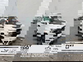 Used 2015 Chevrolet Colorado Z71 image 1