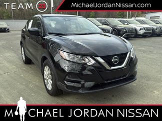 Used 2021 Nissan Rogue Sport S image 1