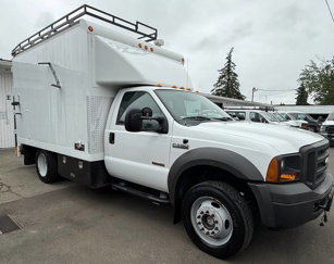 Used 2005 Ford F550 4x4 Regular Cab Super Duty image 1