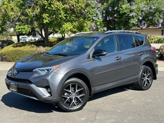 Used 2017 Toyota RAV4 SE image 1