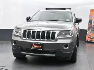 Used 2011 Jeep Grand Cherokee Limited w/ Trailer Tow Group IV image 1