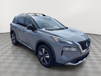 Used 2021 Nissan Rogue Platinum image 1