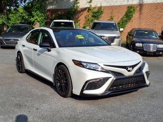Used 2022 Toyota Camry XSE image 1