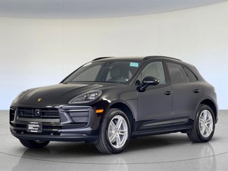 Certified 2025 Porsche Macan image 1