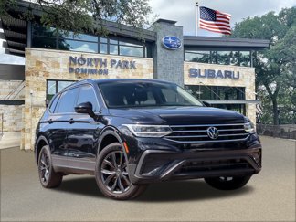 Used 2022 Volkswagen Tiguan SE image 1