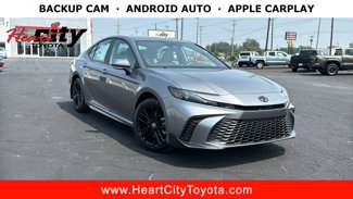 New 2025 Toyota Camry SE image 1