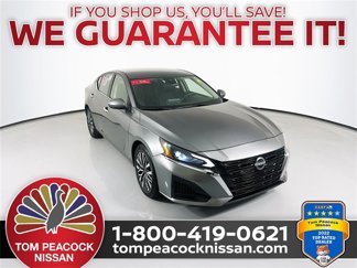 Certified 2023 Nissan Altima 2.5 SV image 1