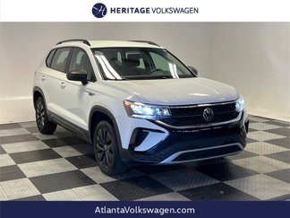 Used 2022 Volkswagen Taos S image 1
