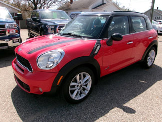 Used 2011 MINI Cooper Countryman S image 1
