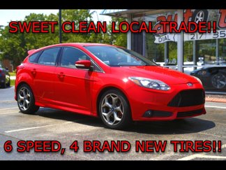 Used 2014 Ford Focus ST w/ Equipment Group 202A image 1