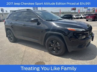 Used 2017 Jeep Cherokee Altitude image 1