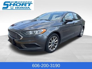 Used 2017 Ford Fusion SE w/ Fusion SE Technology Package image 1