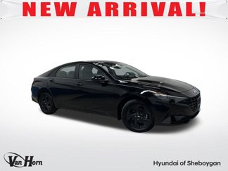 Used 2023 Hyundai Elantra Blue image 1