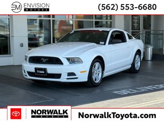 Used 2013 Ford Mustang Coupe image 1