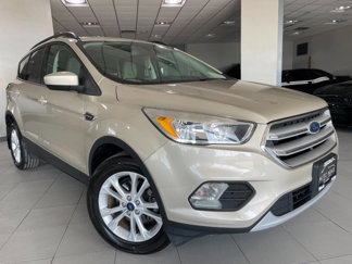 Used 2018 Ford Escape SE w/ Ford Safe & Smart Package image 1