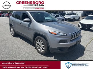 Used 2016 Jeep Cherokee Latitude w/ Cold Weather Group image 1