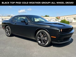 Used 2020 Dodge Challenger SXT w/ Blacktop Package image 1