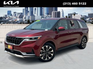 Used 2023 Kia Carnival EX image 1