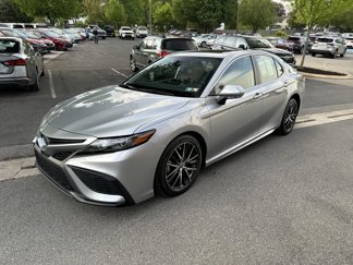 Certified 2021 Toyota Camry SE w/ Cold Weather Package image 1