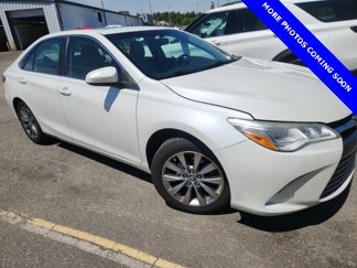 Used 2017 Toyota Camry XLE image 1