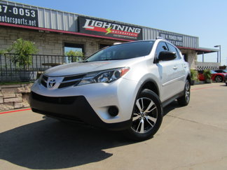Used 2015 Toyota RAV4 LE image 1