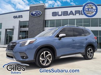 Used 2022 Subaru Forester Touring image 1