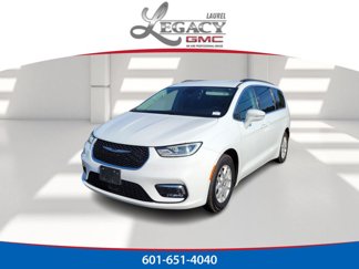 Used 2022 Chrysler Pacifica Touring-L image 1